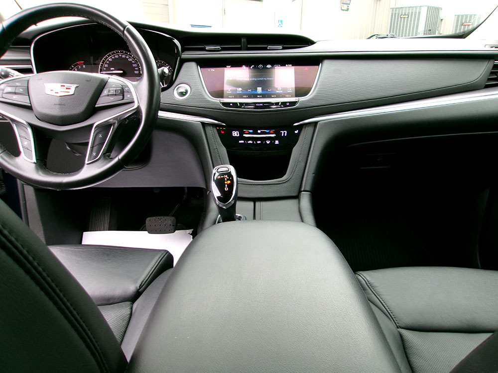 
								CADILLAC XT5 LUXURY full									