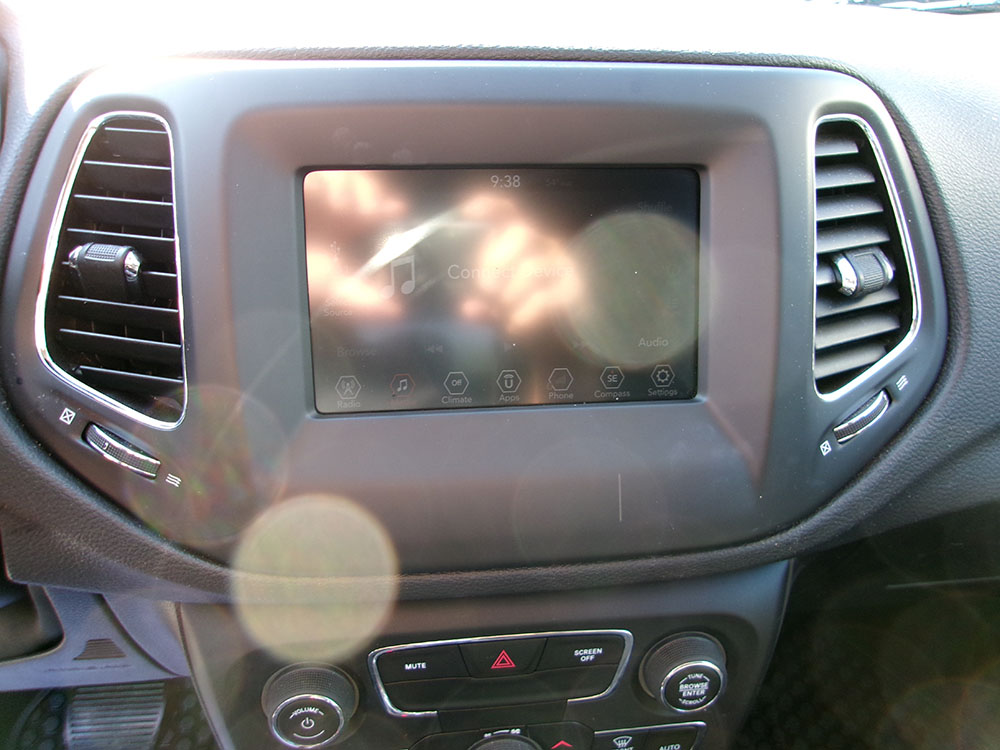 
								JEEP COMPASS LATITUDE full									