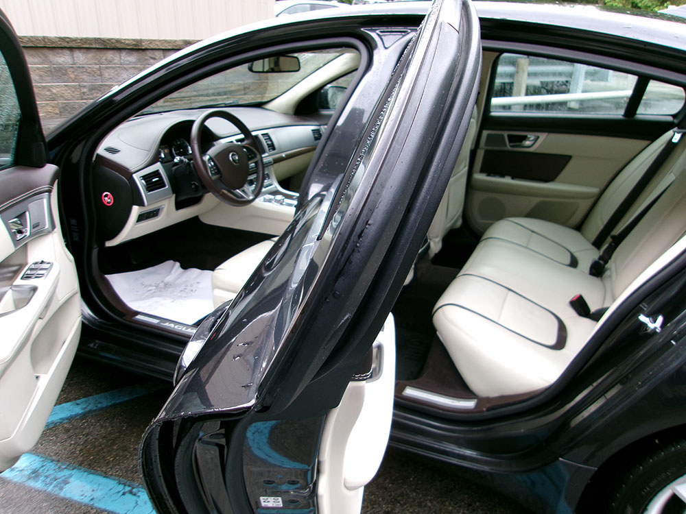 
								JAGUAR XF PORTFOLIO full									