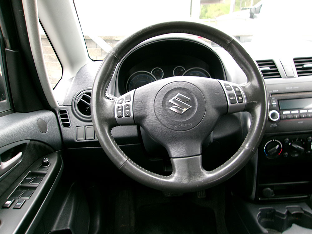 
								SUZUKI SX4 full									