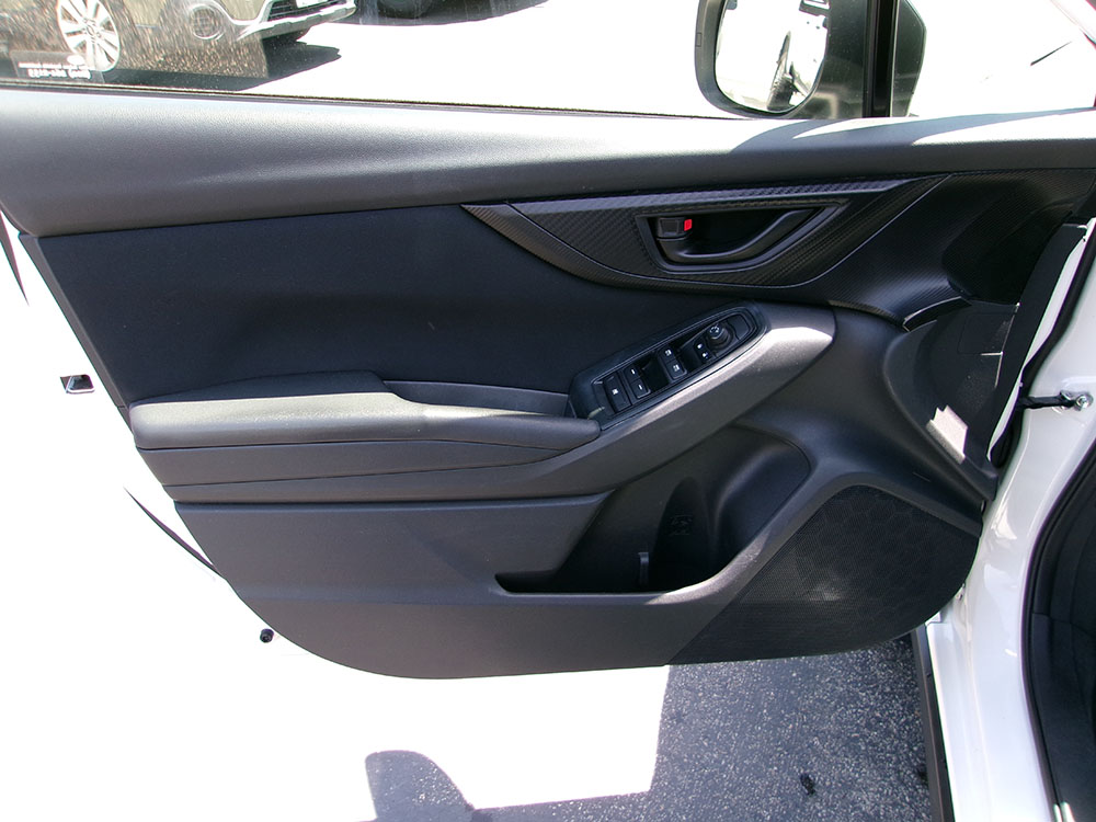
								SUBARU CROSSTREK full									
