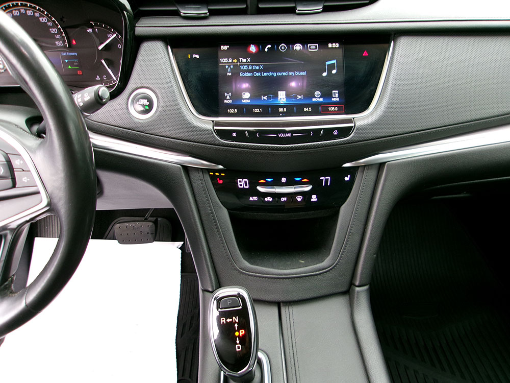 
								CADILLAC XT5 LUXURY full									