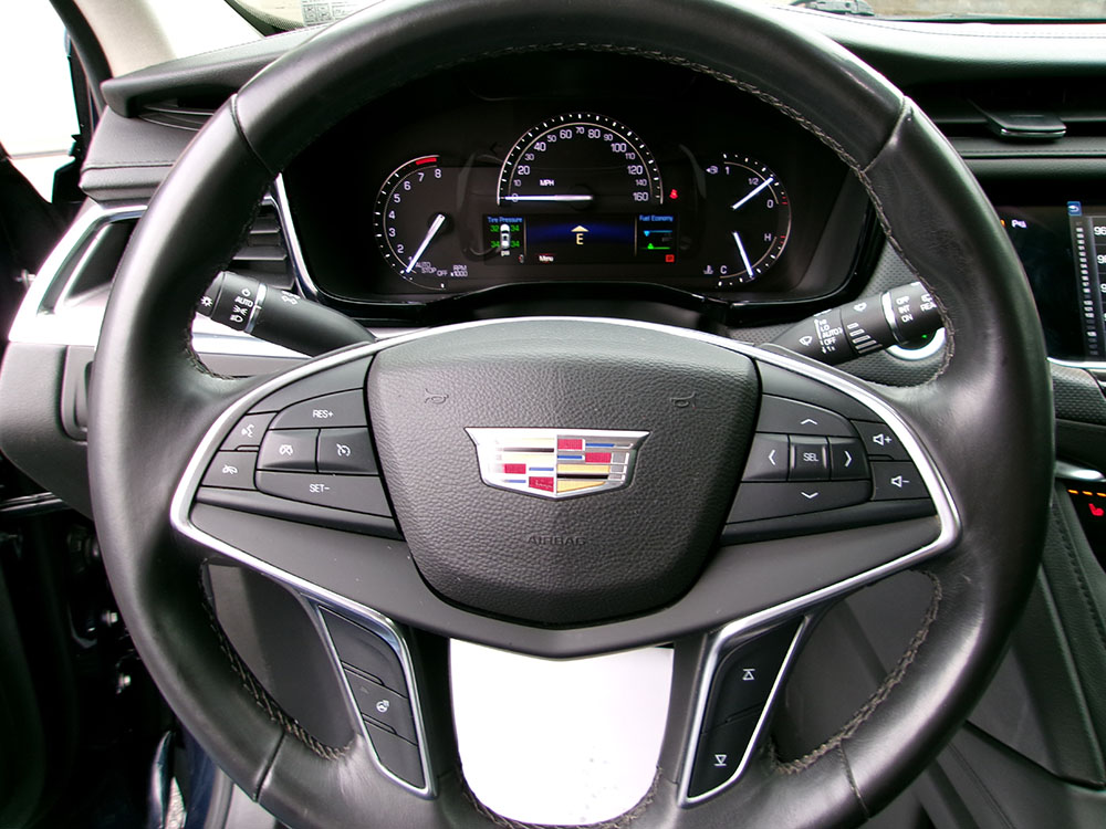 
								CADILLAC XT5 LUXURY full									