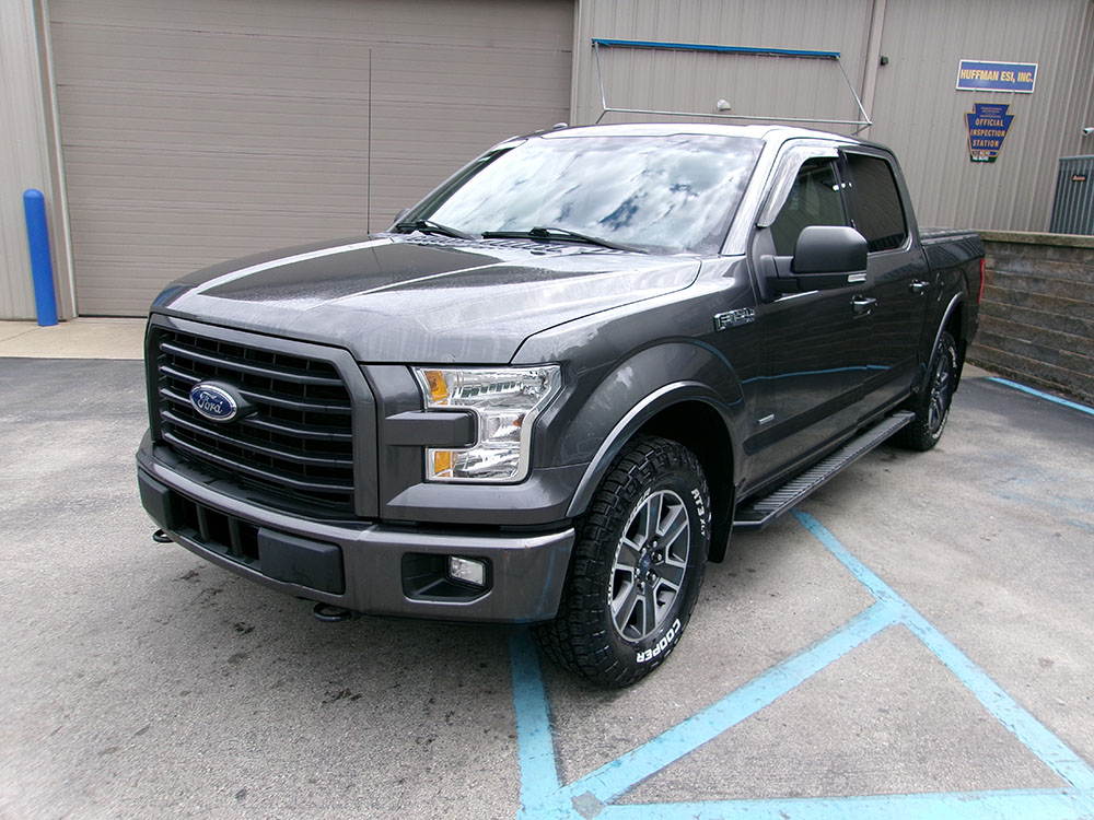 2017 Ford F-150 XLT 4x4 SuperCrew 5-1/2 Box's photo