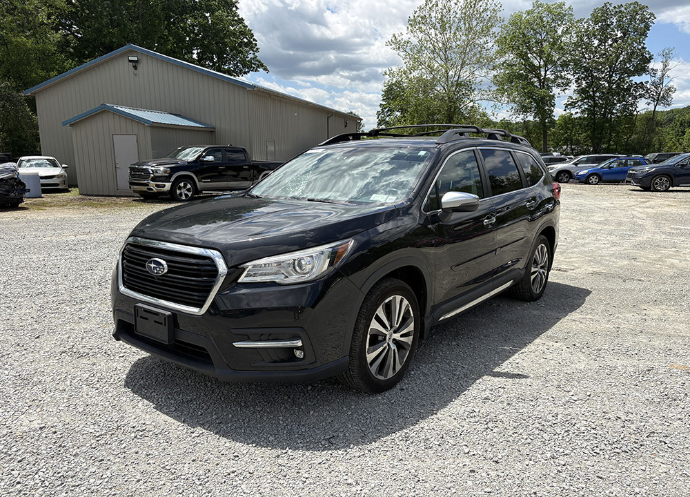 2020 Subaru Ascent Touring's photo