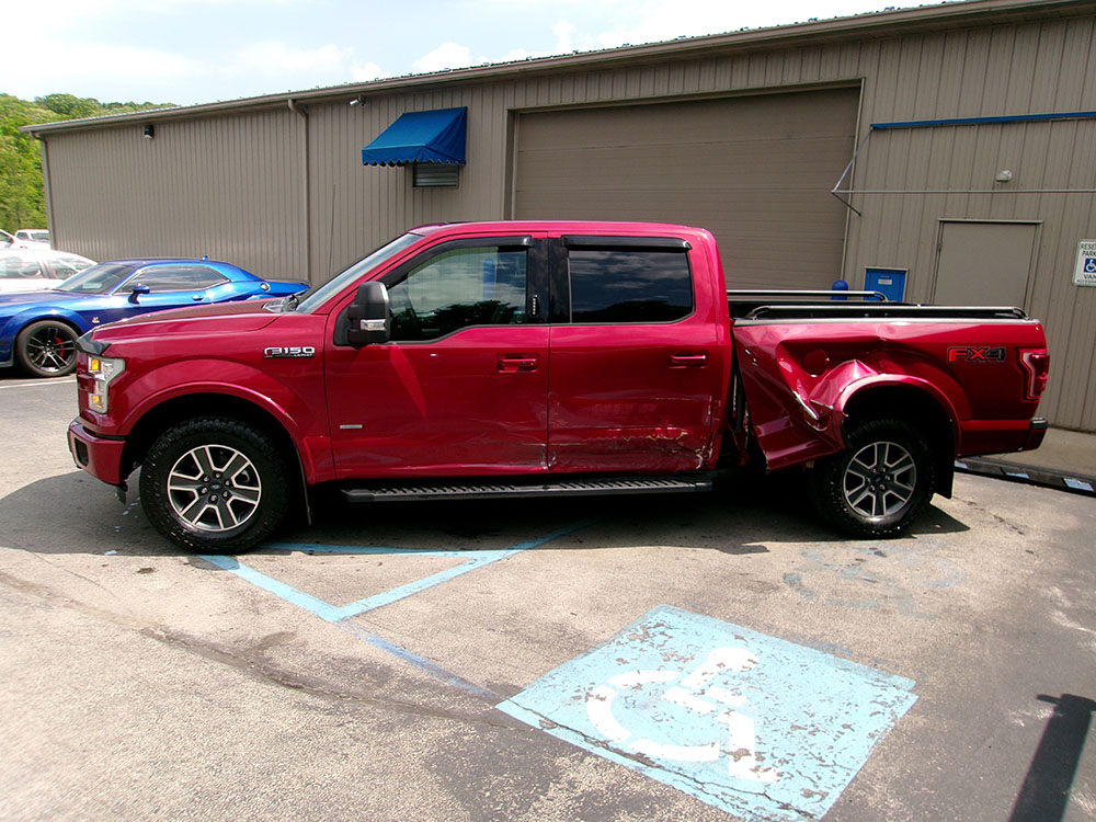 
								FORD F-150 LARIAT SUPER CREW CAB full									