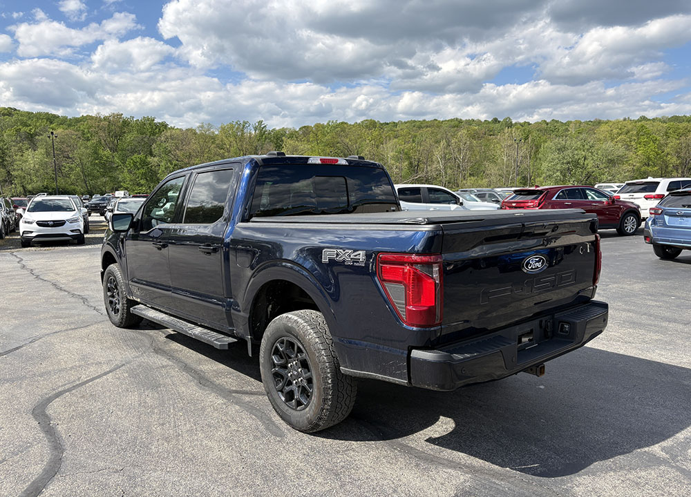 
								FORD F-150 XLT FX4 SUPER CREW CAB full									