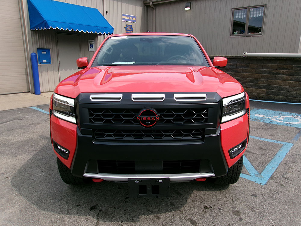 
								2025 Nissan Frontier Pro-4X Crew Cab full									