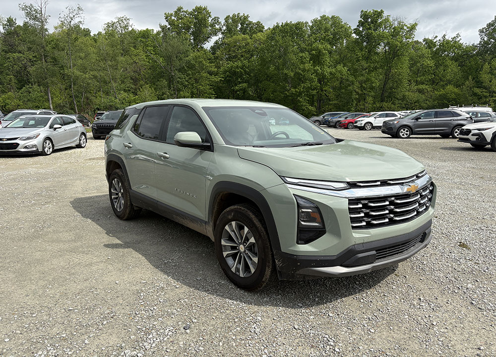 
								2026 Chevrolet Equinox LT full									