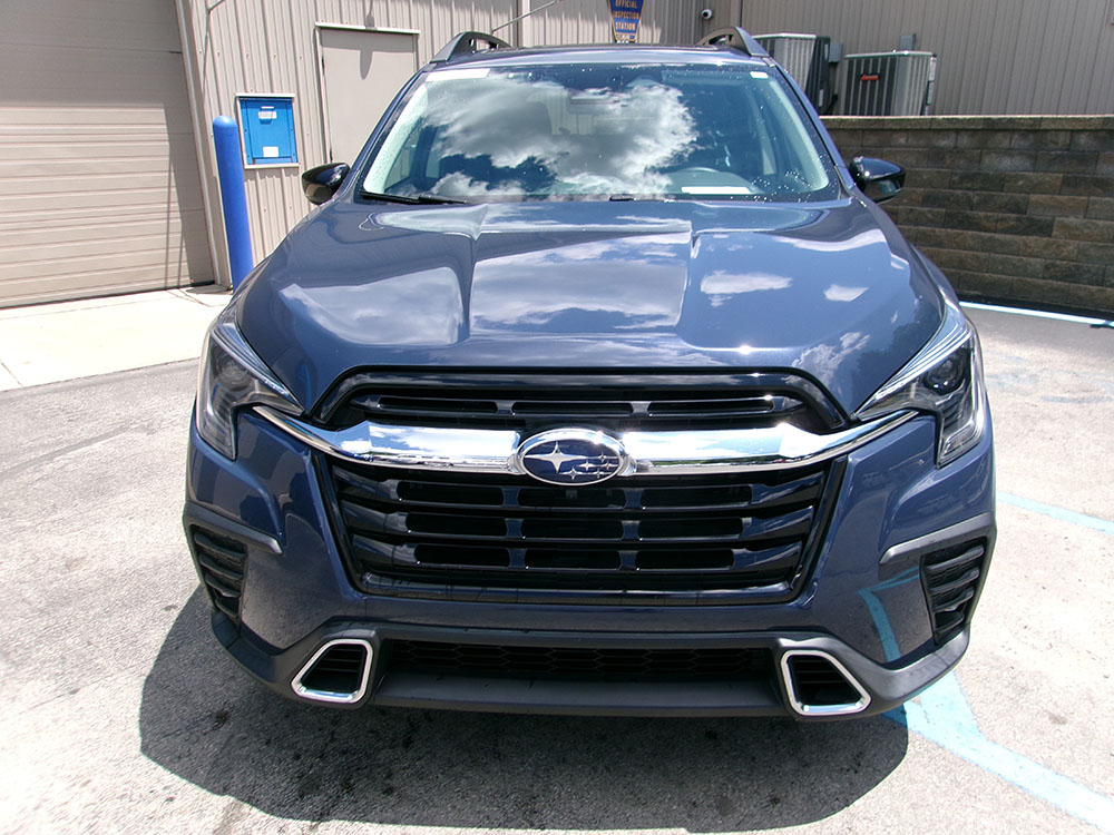 
								2024 Subaru Ascent Touring full									