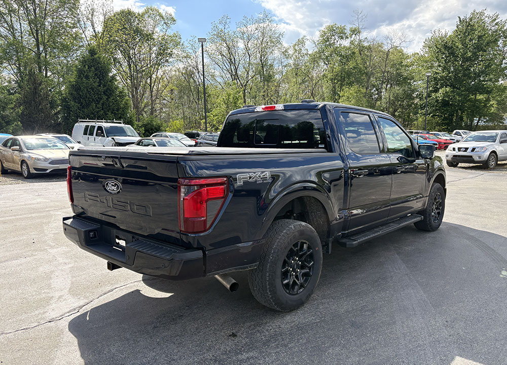 
								FORD F-150 XLT FX4 SUPER CREW CAB full									
