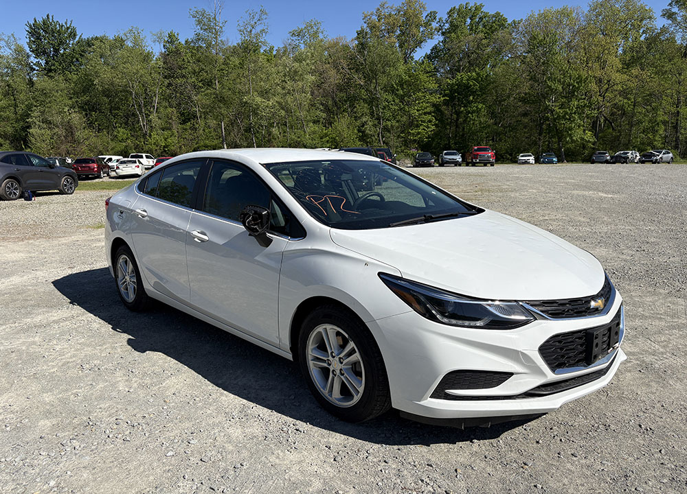 
								CHEVROLET CRUZE LT AUTO full									