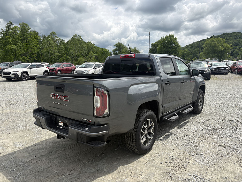 
								2022 GMC Canyon AT4 Crew Cab full									