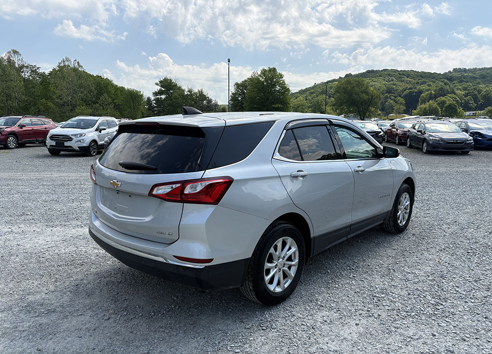 
								CHEVROLET EQUINOX LT full									