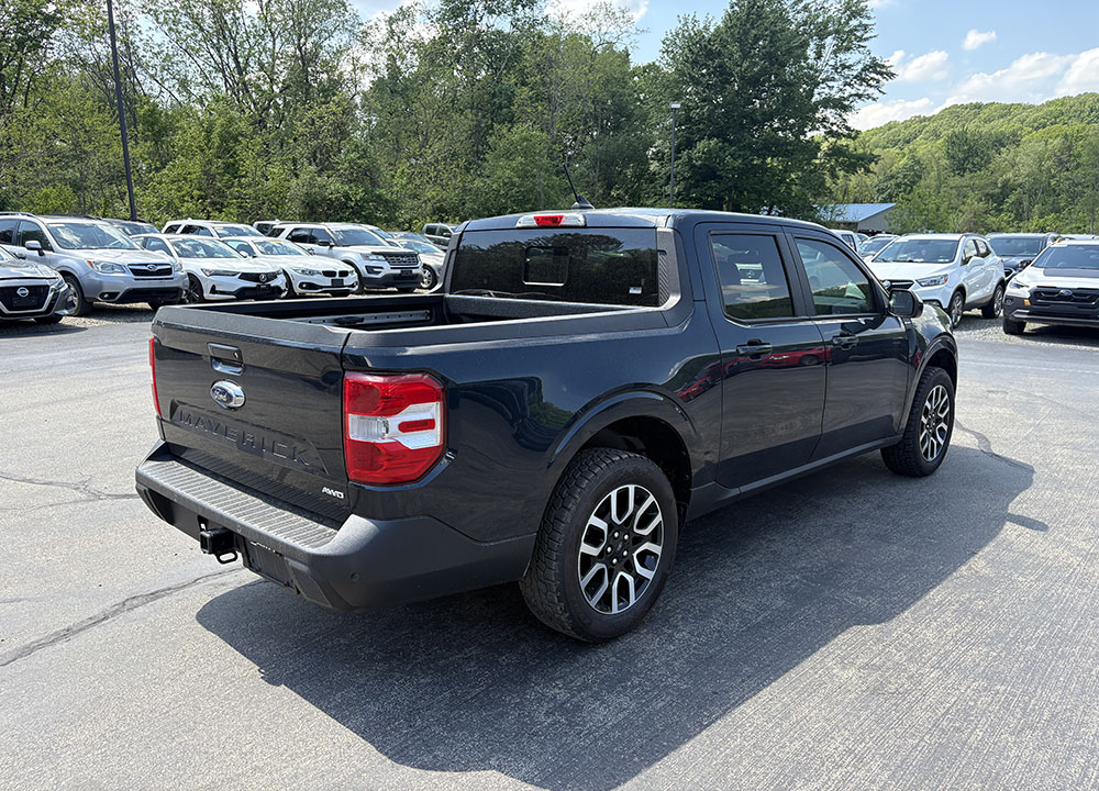 
								2022 Ford Maverick Lariat Crew Cab full									