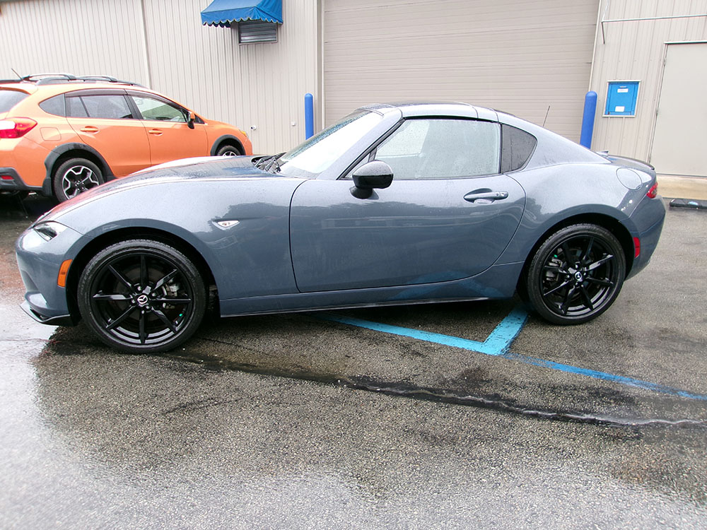 
								2020 Mazda MX-5 Miata Club full									