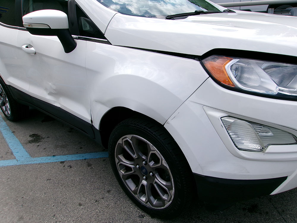 
								FORD ECOSPORT TITANIUM full									