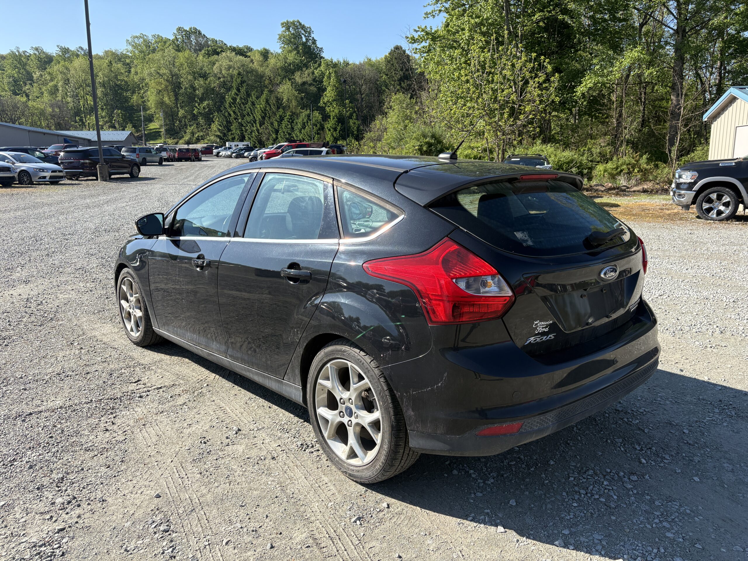 
								FORD FOCUS TITANIUM full									