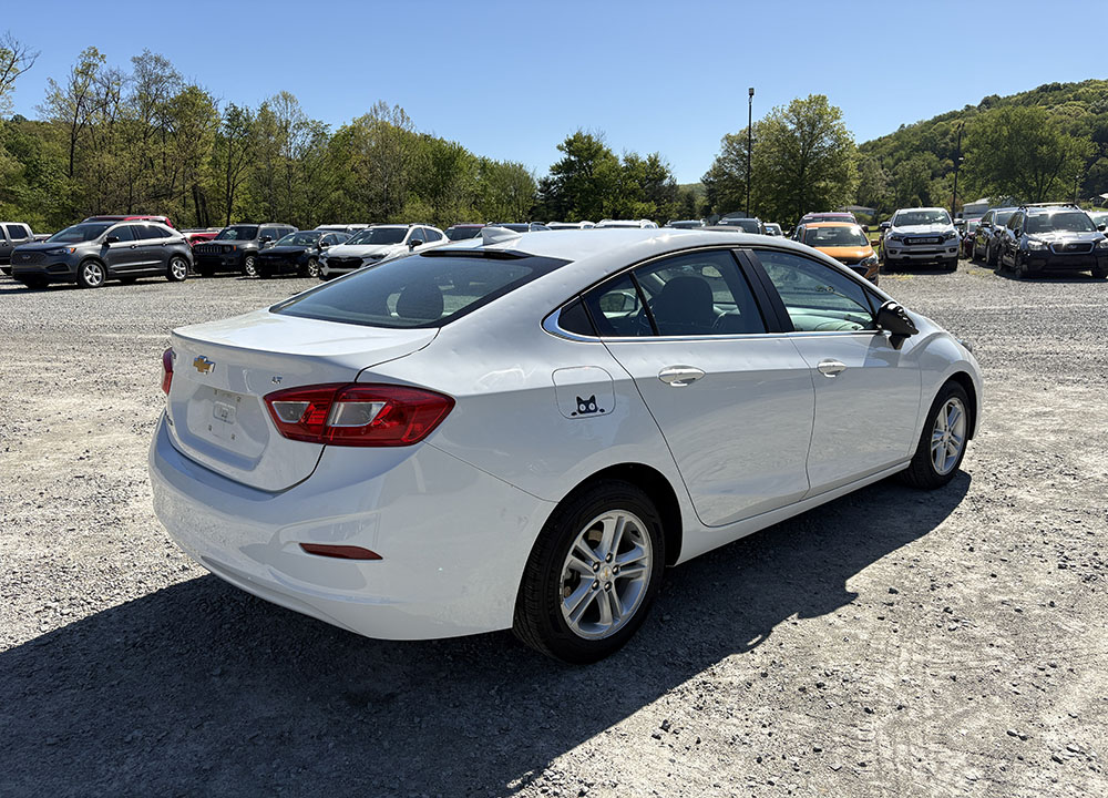 
								CHEVROLET CRUZE LT AUTO full									