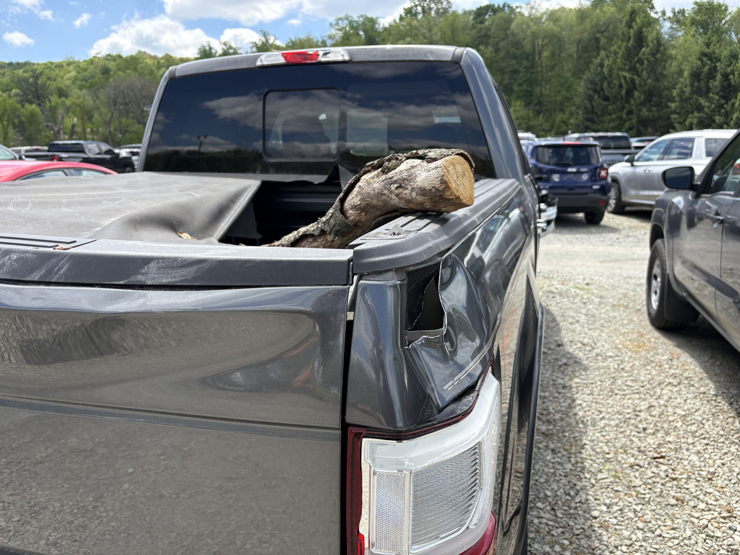 
								FORD F-150 LARIAT FX4 SUPER CREW CAB full									