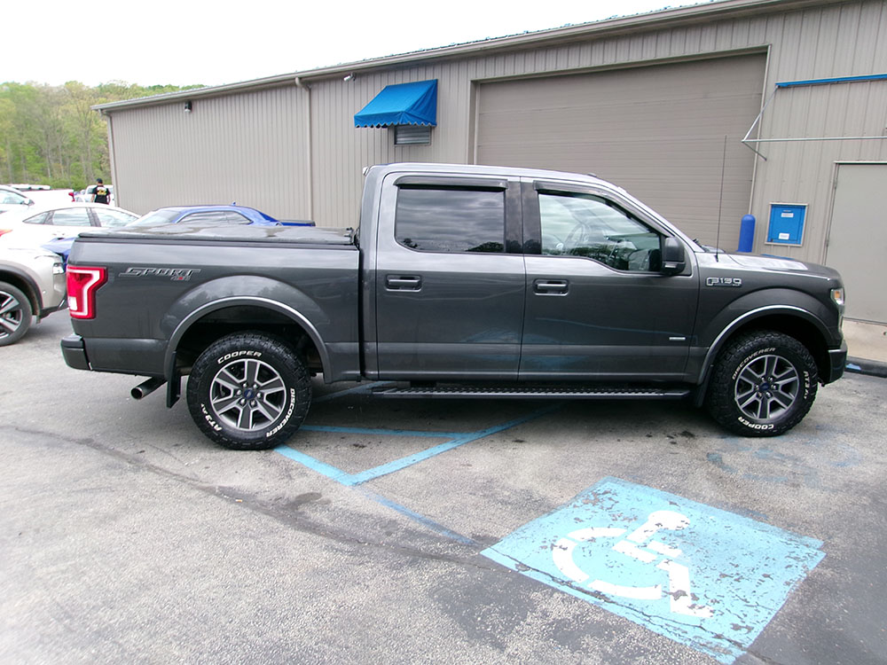 
								FORD F-150 XLT SUPER CREW CAB full									