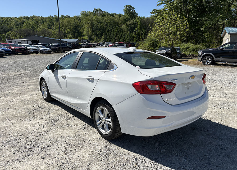 
								CHEVROLET CRUZE LT AUTO full									