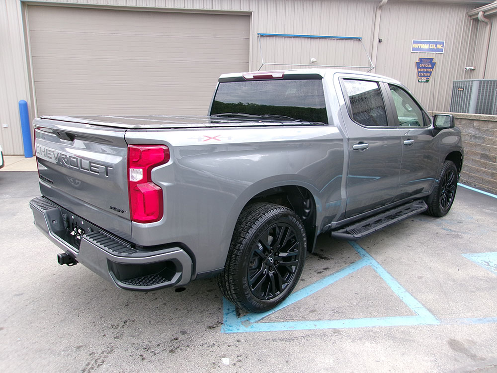 
								2020 Chevrolet Silverado 1500 RST Crew Cab full									