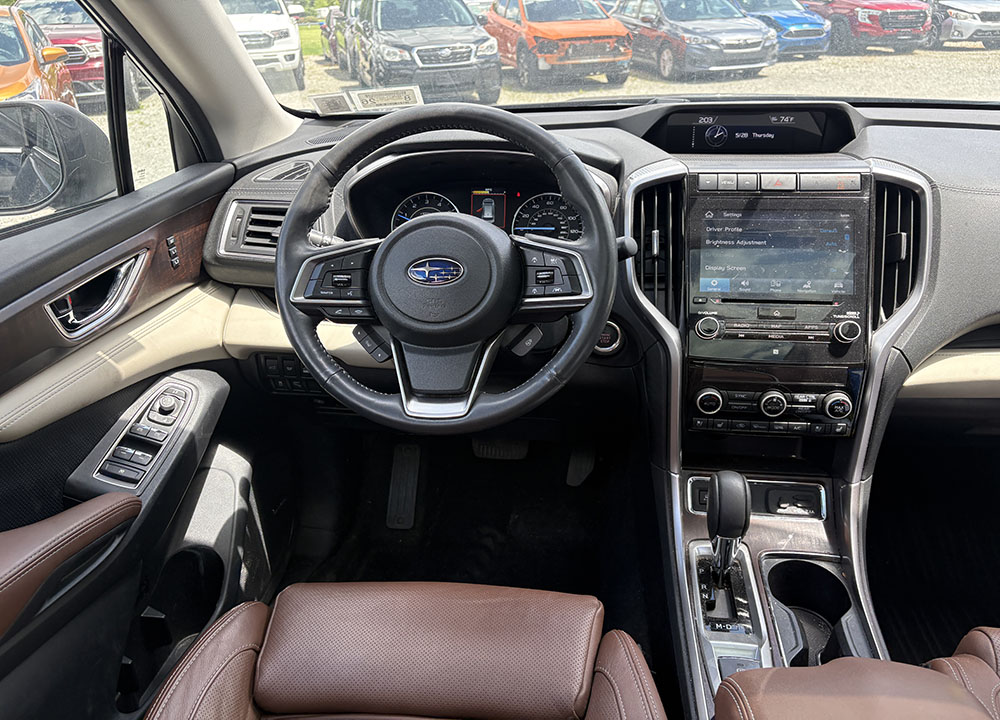 
								2020 Subaru Ascent Touring full									
