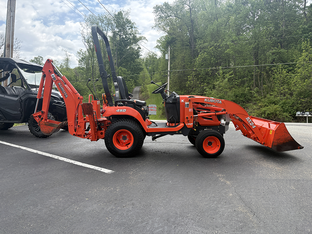 
								KUBOTA BX24D full									