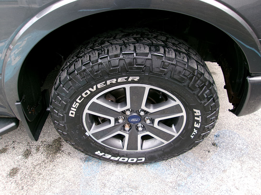 
								FORD F-150 XLT SUPER CREW CAB full									