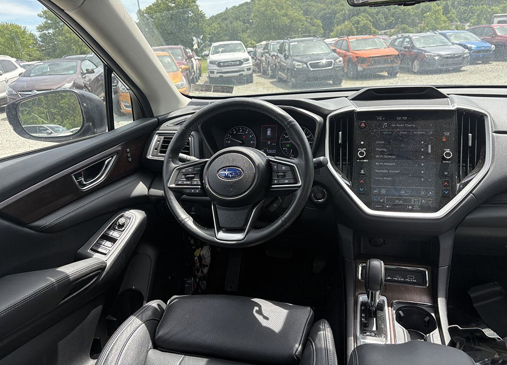 
								2024 Subaru Ascent Touring full									