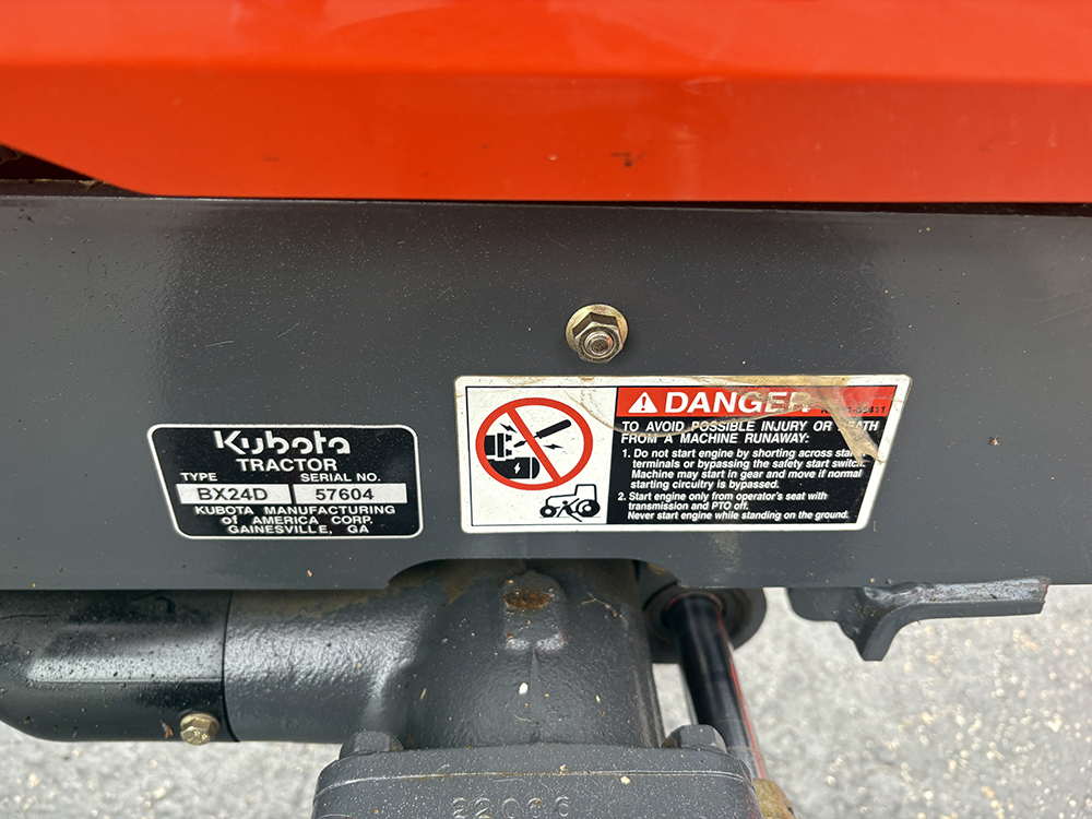 
								KUBOTA BX24D full									