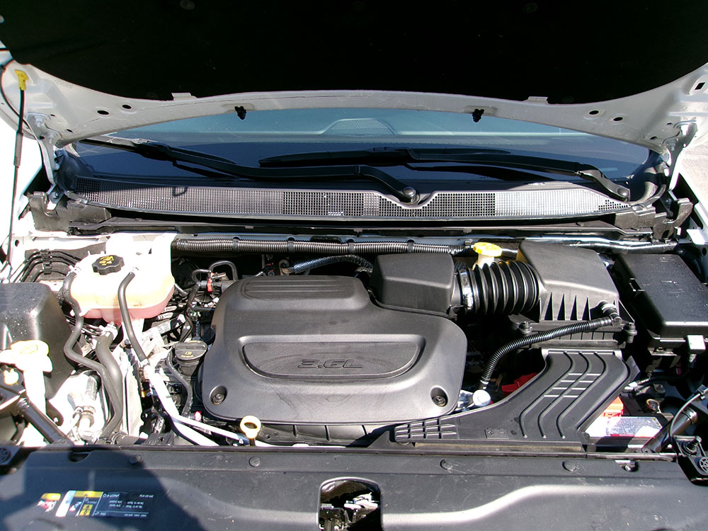 
								CHRYSLER VOYAGER LX full									