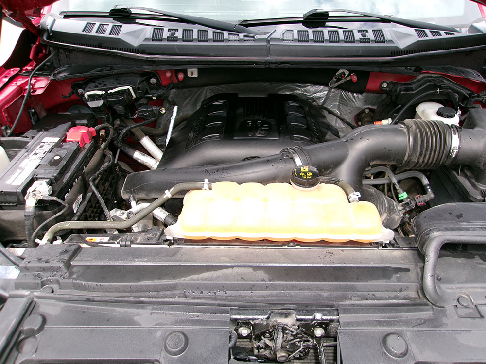 
								FORD F-150 LARIAT SUPER CREW CAB full									