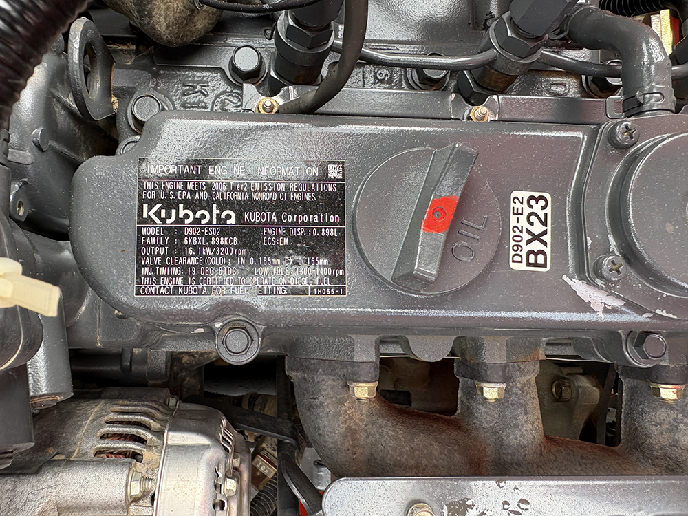 
								KUBOTA BX24D full									