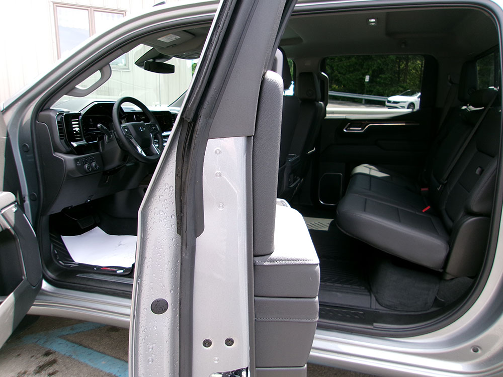 
								2025 Chevrolet Silverado 1500 LT Z71 Trail Boss Crew Cab full									