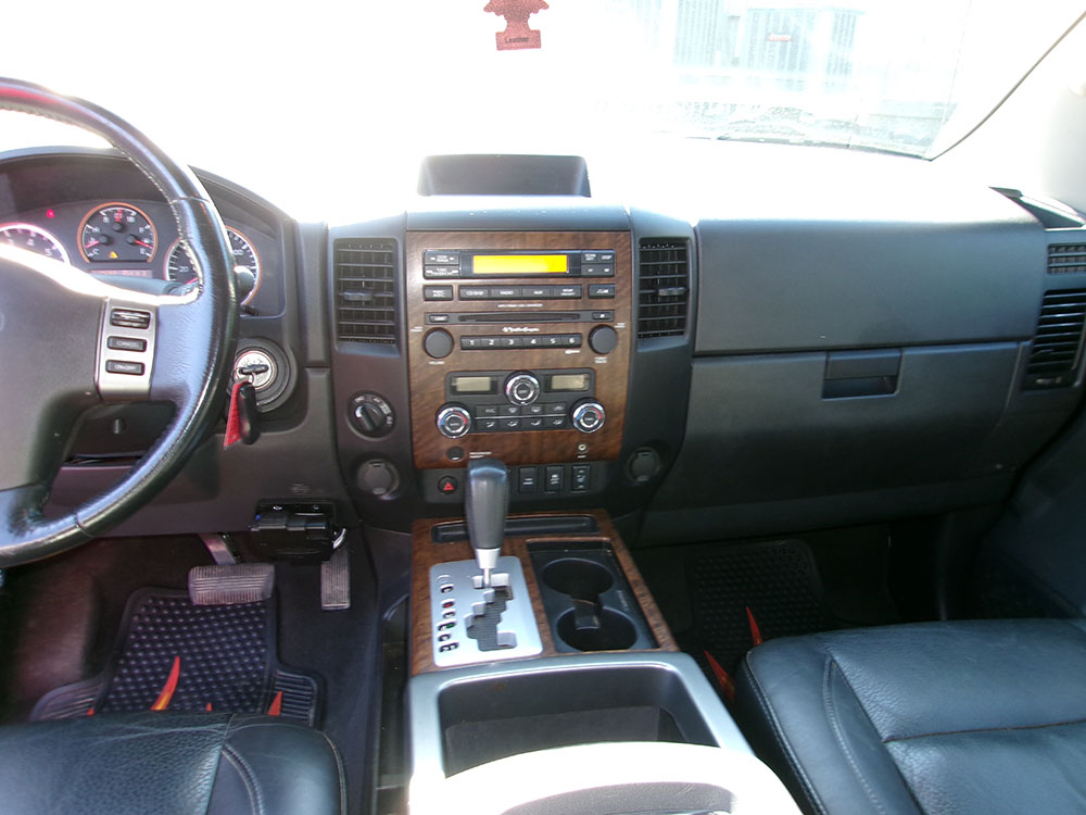 
								NISSAN TITAN SL CREW CAB full									