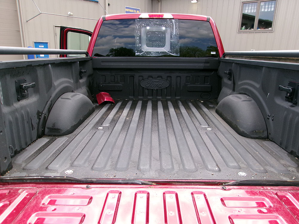 
								FORD F-150 LARIAT SUPER CREW CAB full									