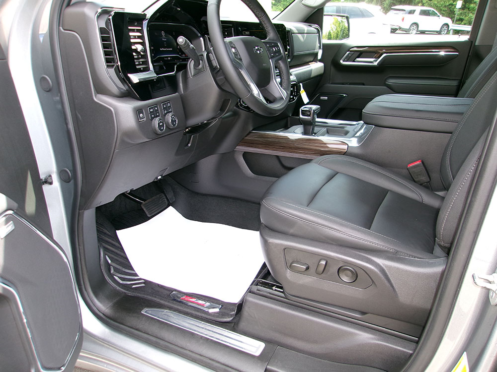 
								2025 Chevrolet Silverado 1500 LT Z71 Trail Boss Crew Cab full									