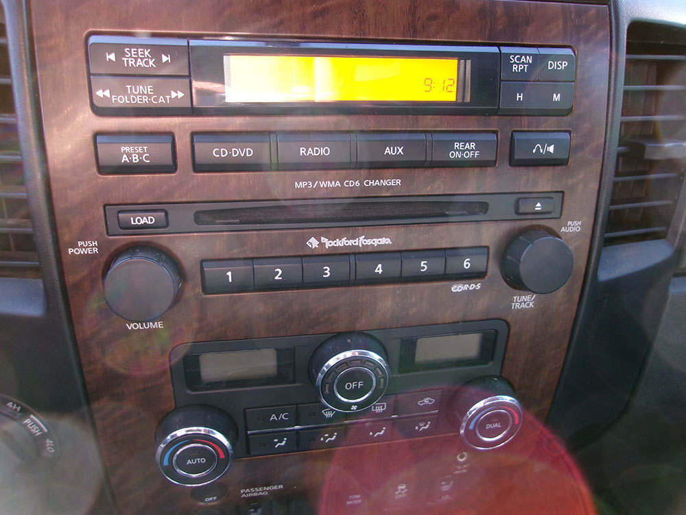 
								NISSAN TITAN SL CREW CAB full									