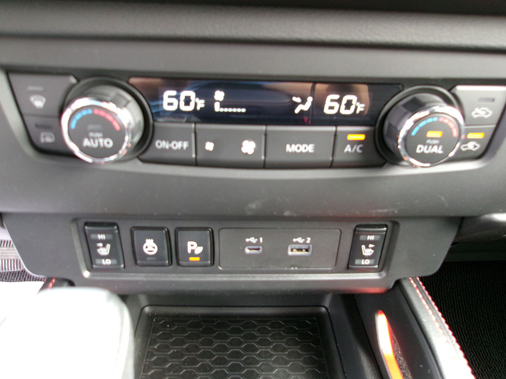 
								2025 Nissan Frontier Pro-4X Crew Cab full									