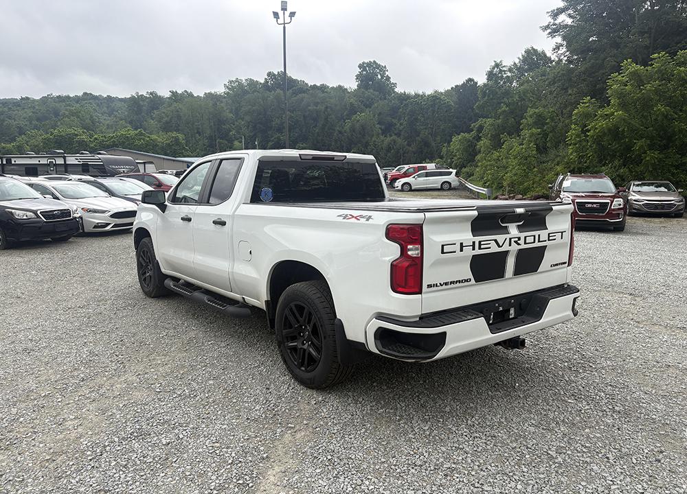 
								2021 Chevrolet Silverado 1500 Custom Ex Cab full									