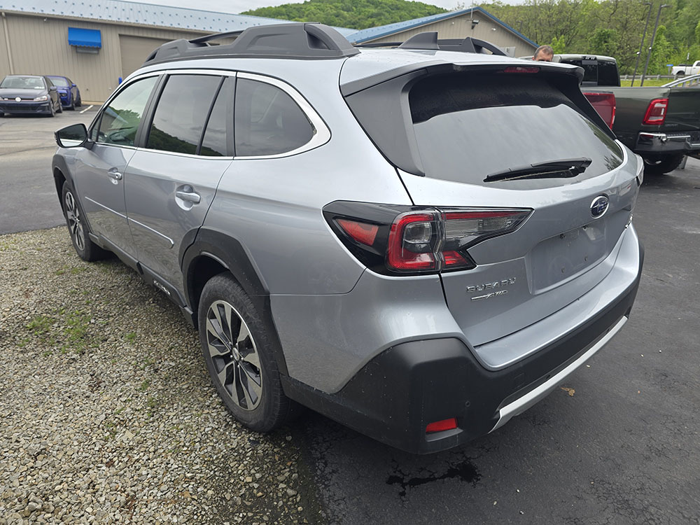 
								2024 Subaru Outback Limited full									