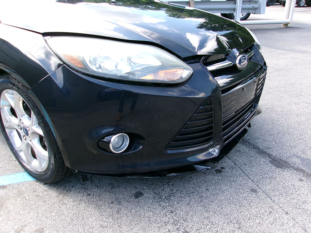 
								2014 Ford Focus Titanium full									
