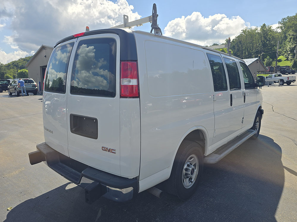 
								2020 GMC Savanna 2500 Cargo full									
