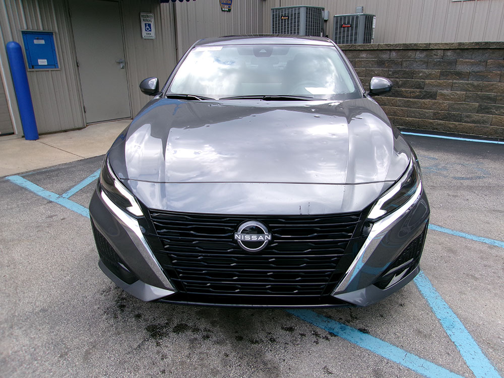 
								2025 Nissan Altima SV full									
