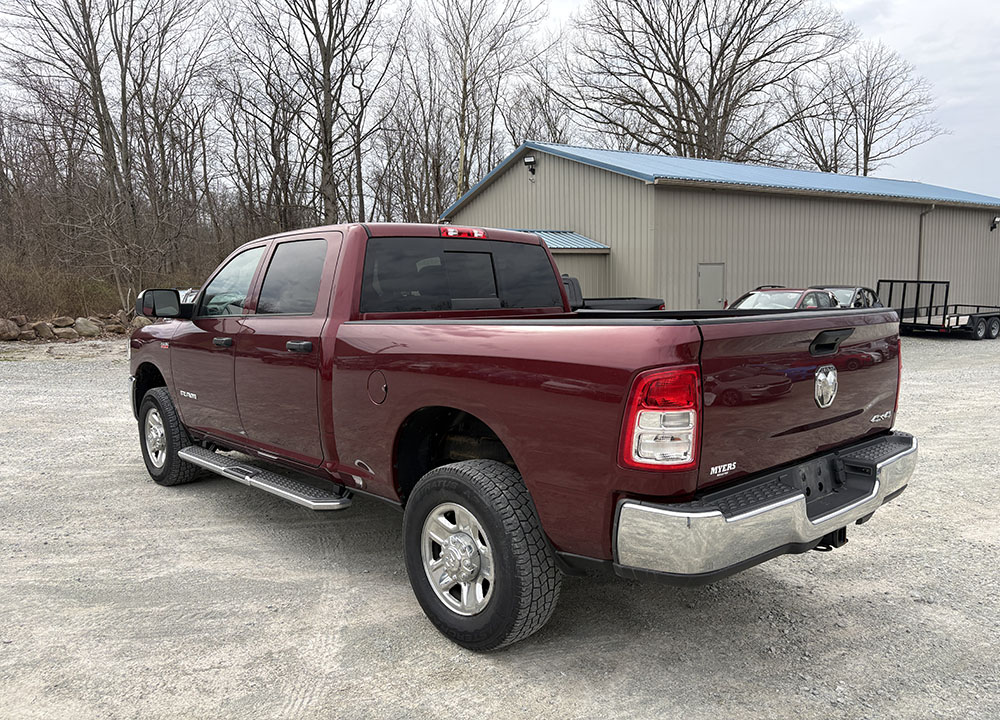 
								2022 RAM 2500 Tradesman Crew Cab full									