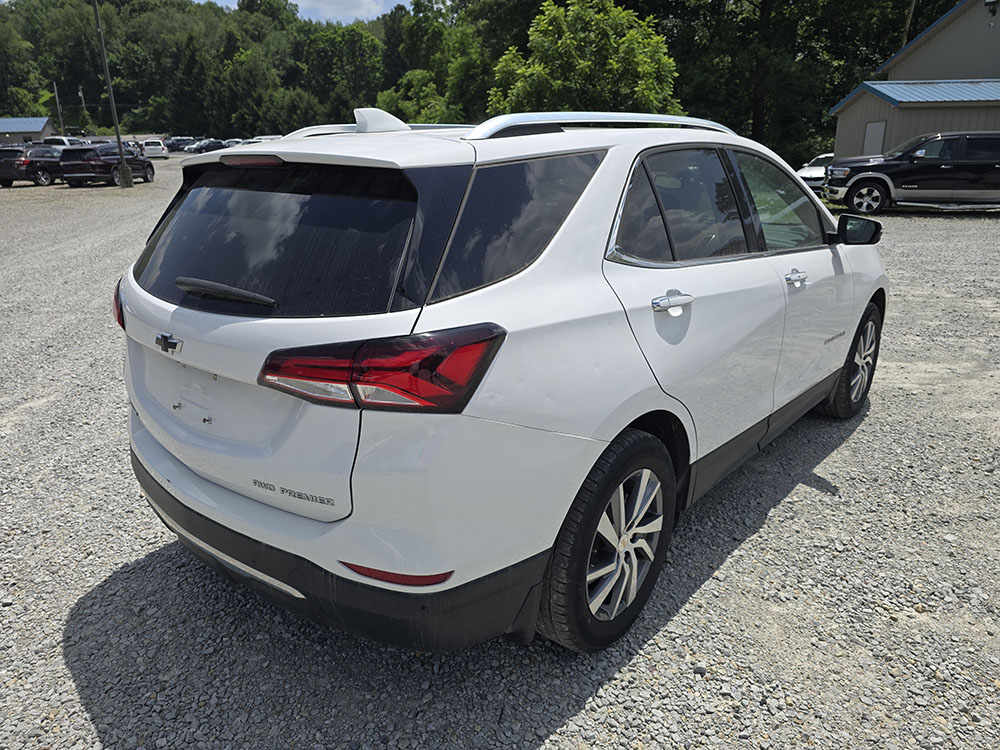 
								2023 Chevrolet Equinox Premier full									