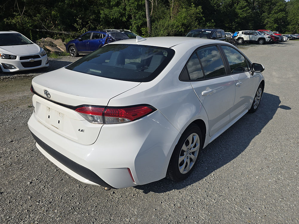 
								2020 Toyota Corolla LE full									
