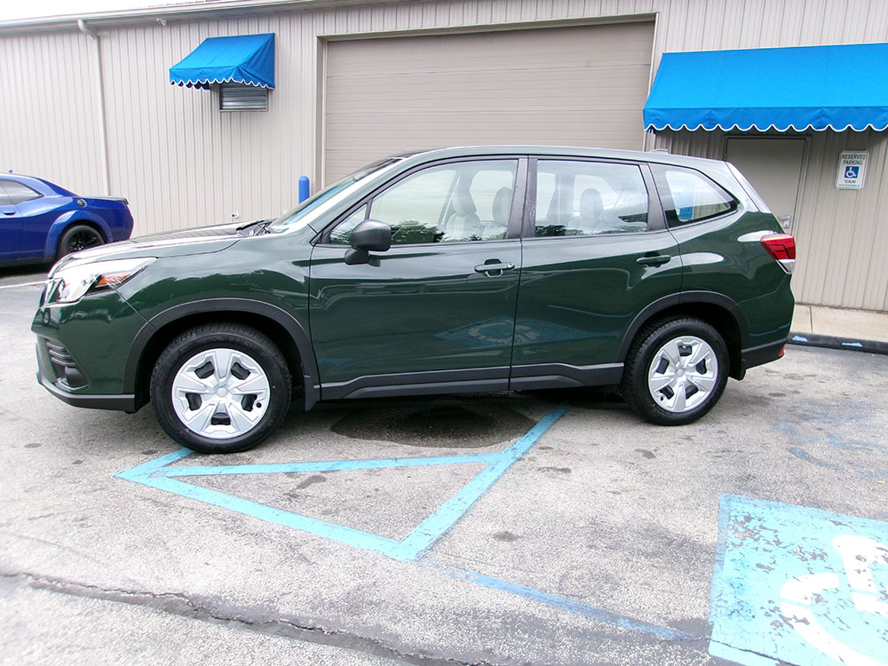 
								2023 Subaru Forester full									